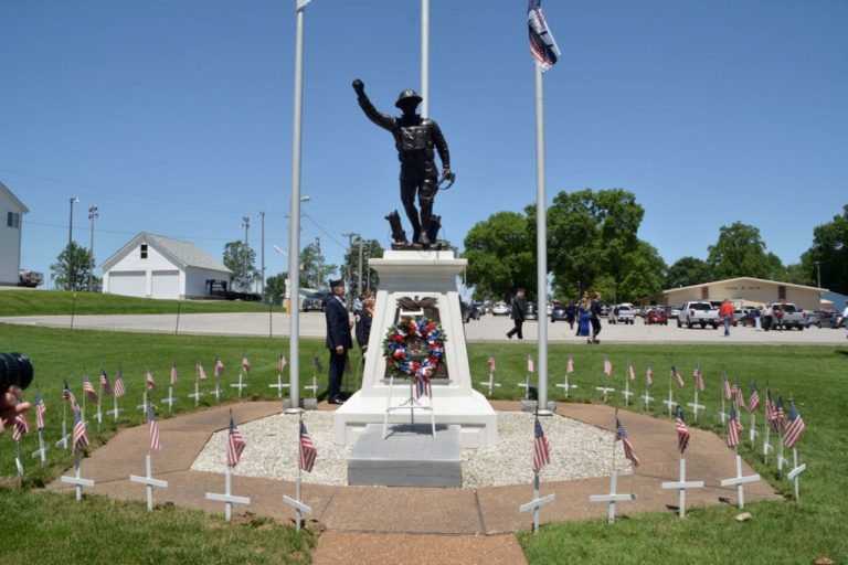 Columbia American Legion Post 581 - Memorial Day 2017